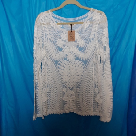 Molly Bracken Tops - Molly Bracken Beautiful White Lace Top, NWT, M/L
